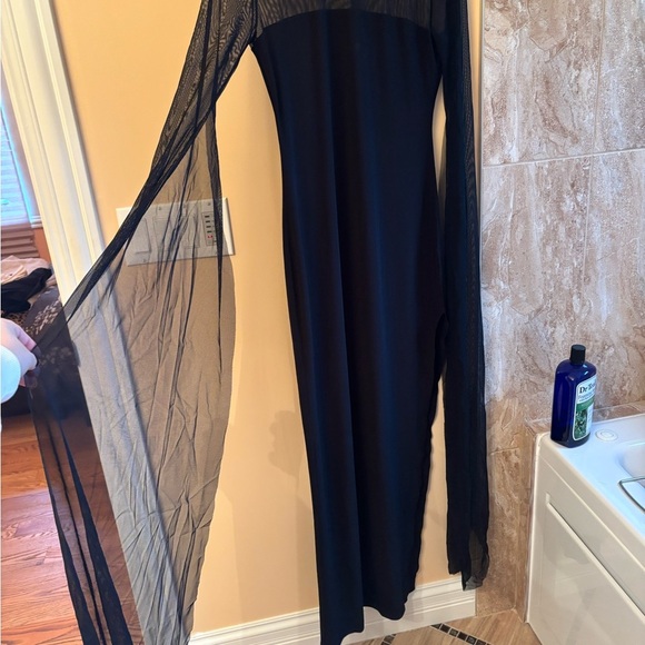 Norma Kamali Black Long Sleeve Dress - Picture 2 of 7